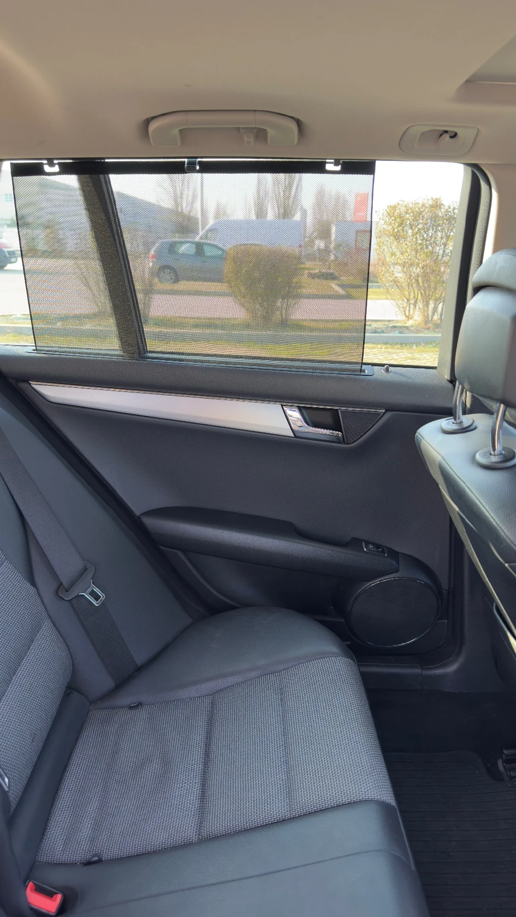 Mercedes-Benz C 220, снимка 15 - Автомобили и джипове - 53753959