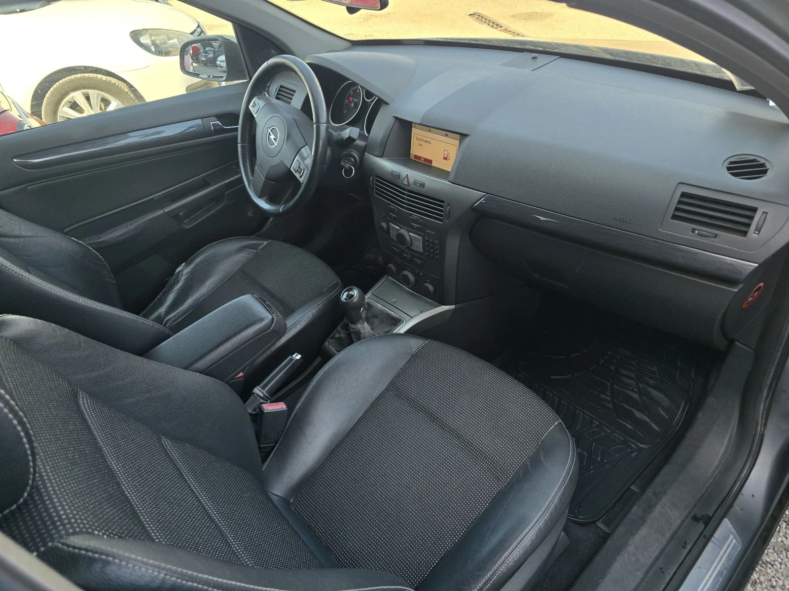 Opel Astra 1.7d, снимка 10 - Автомобили и джипове - 53846341