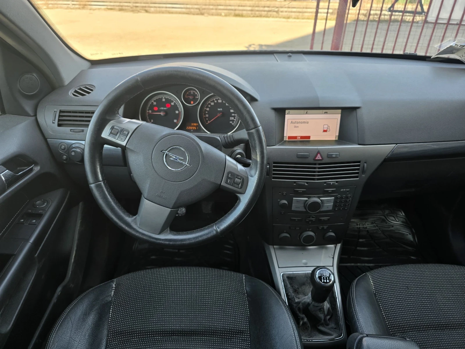 Opel Astra 1.7d, снимка 8 - Автомобили и джипове - 53846341