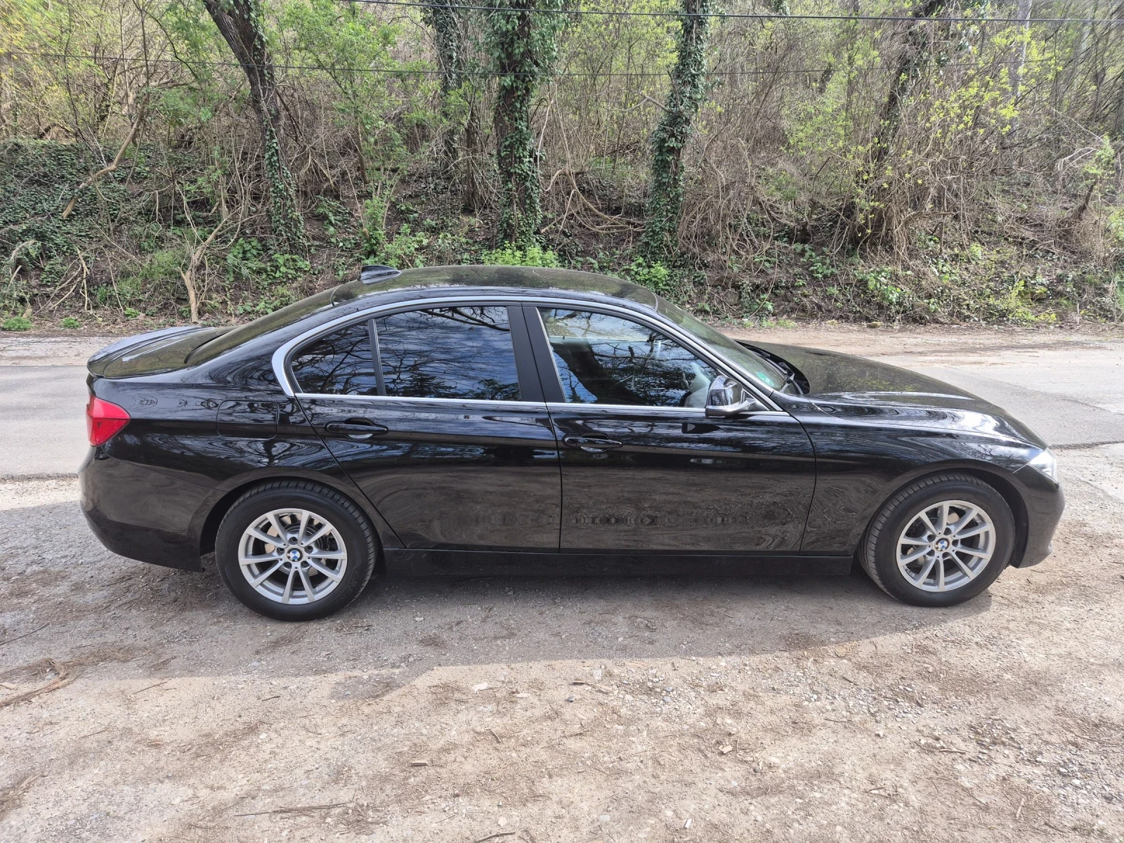 BMW 320 F30 FACELIFT , снимка 6 - Автомобили и джипове - 53904069
