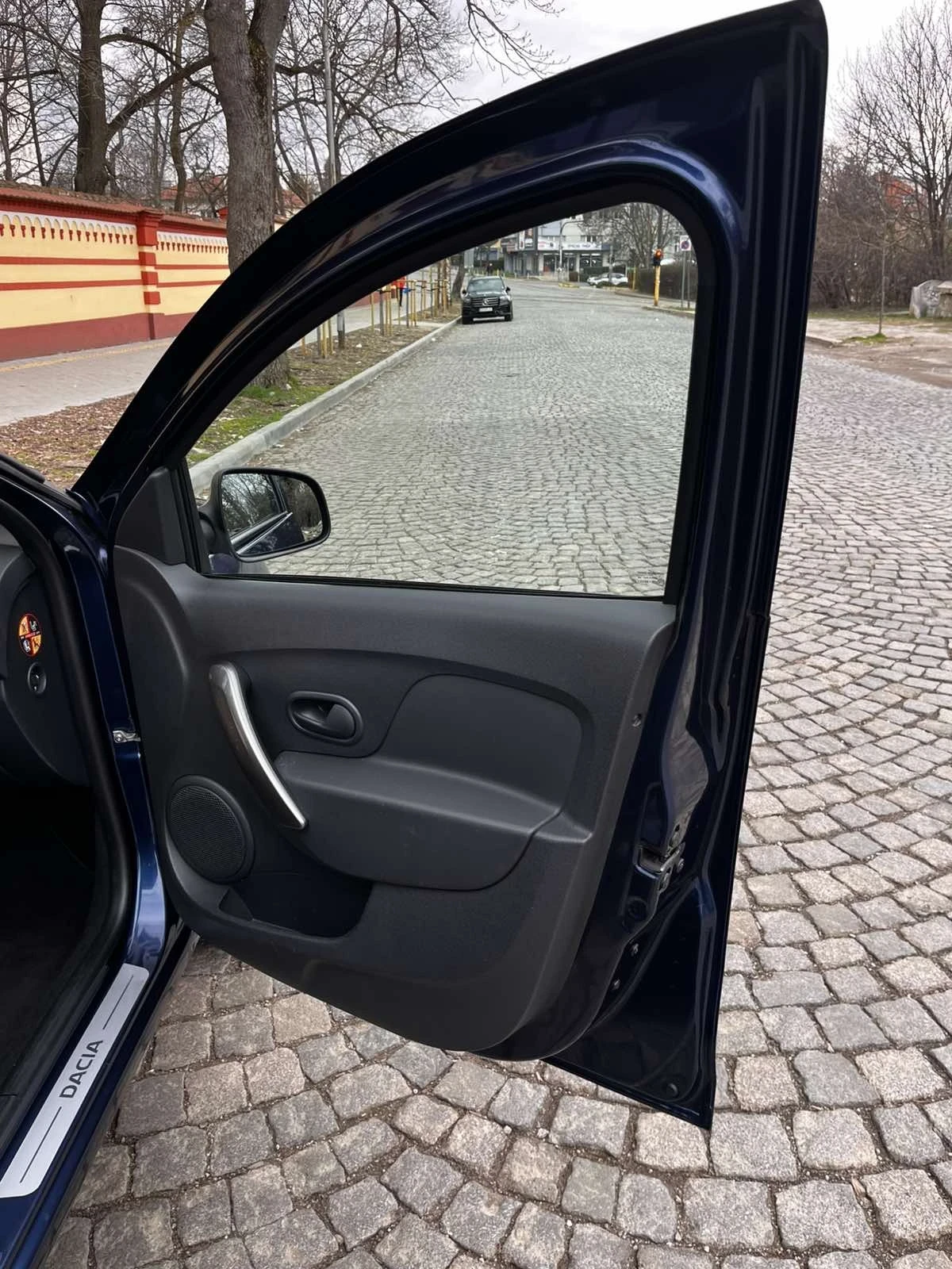 Dacia Sandero, снимка 11 - Автомобили и джипове - 53926231