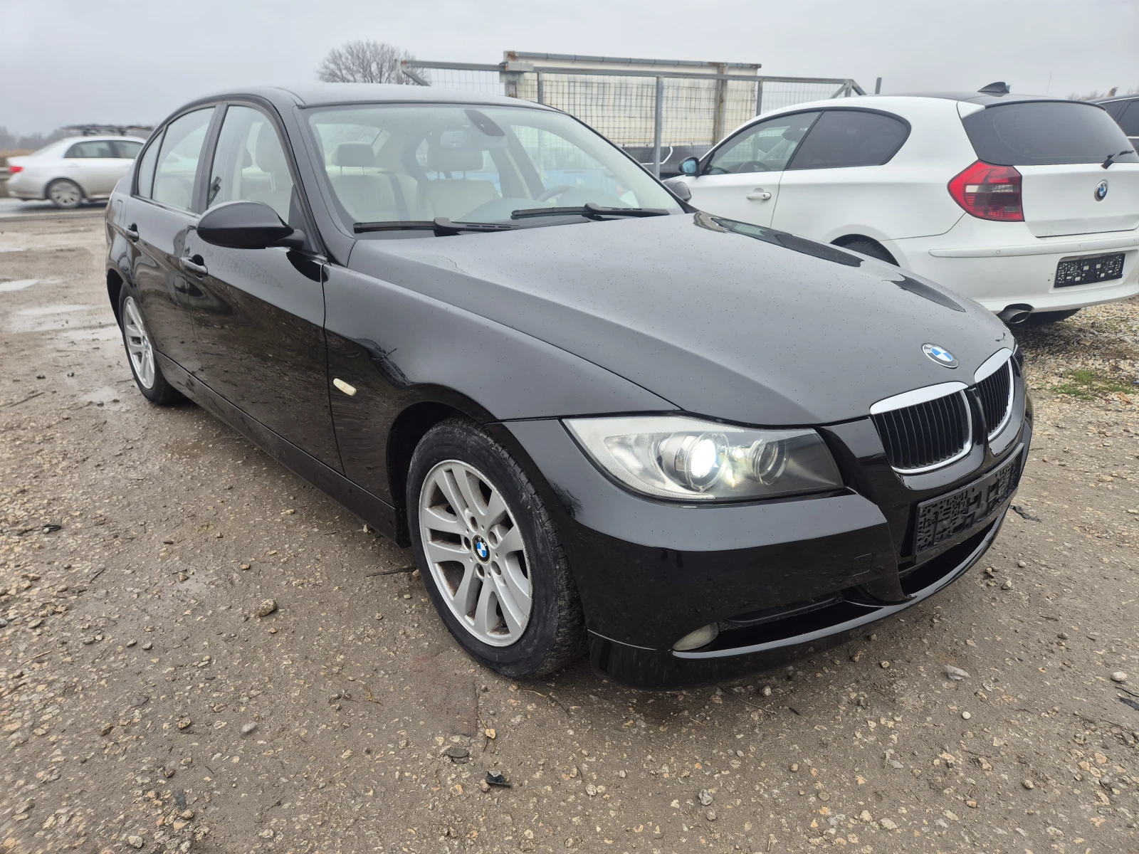 BMW 320, снимка 3 - Автомобили и джипове - 53935233