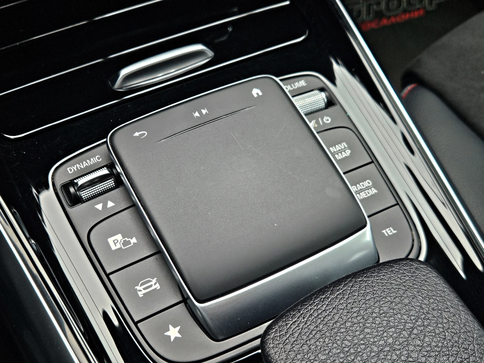 Mercedes-Benz B 200 AMG/4MATIC/DIGITAL/DISTR/CAMERA/LINE AS/ПОДГРЕВ/LI, снимка 12 - Автомобили и джипове - 54069967