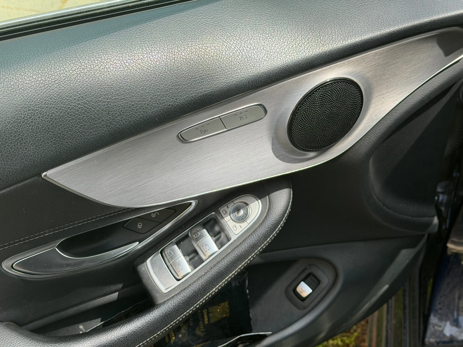 Mercedes-Benz C 200 Кабриолет, снимка 12 - Автомобили и джипове - 54507559