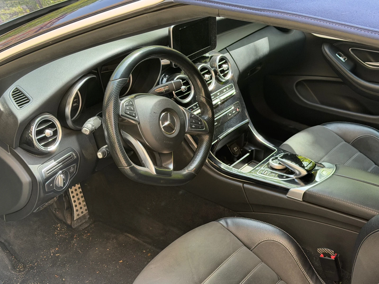 Mercedes-Benz C 200 Кабриолет, снимка 13 - Автомобили и джипове - 54507559