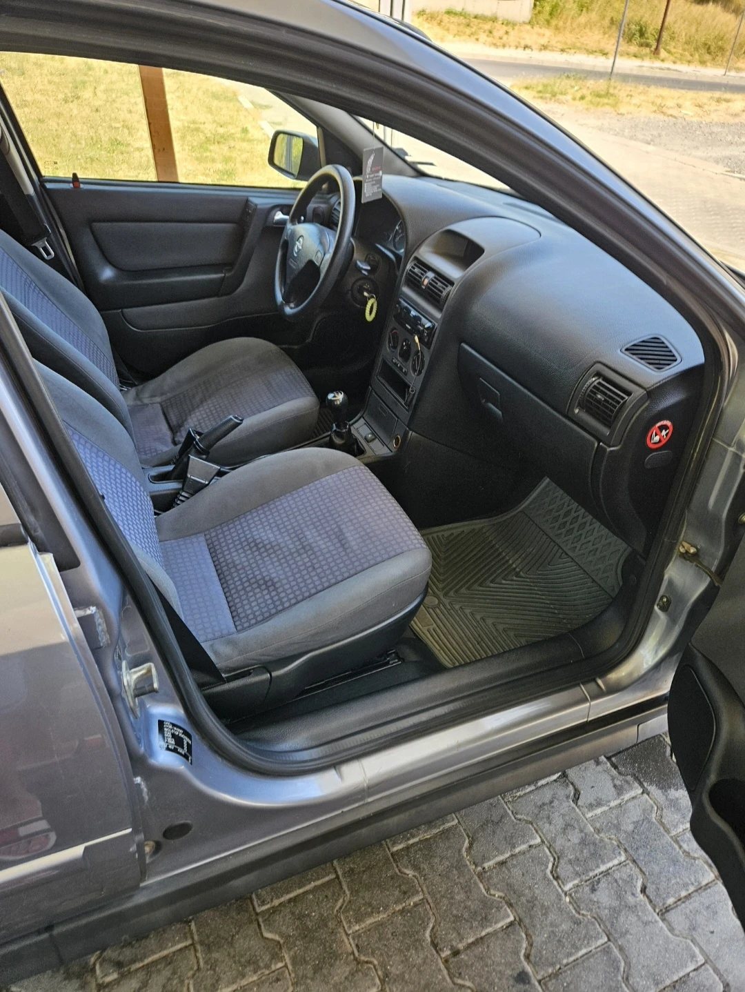 Opel Astra 1.6, снимка 6 - Автомобили и джипове - 54720697