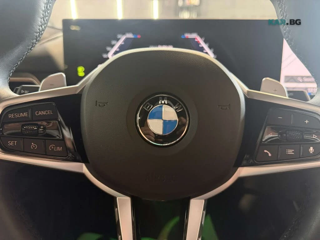 BMW 330 * M-SPORT * AWD * Автокредит (Цена до България), снимка 16 - Автомобили и джипове - 55101550