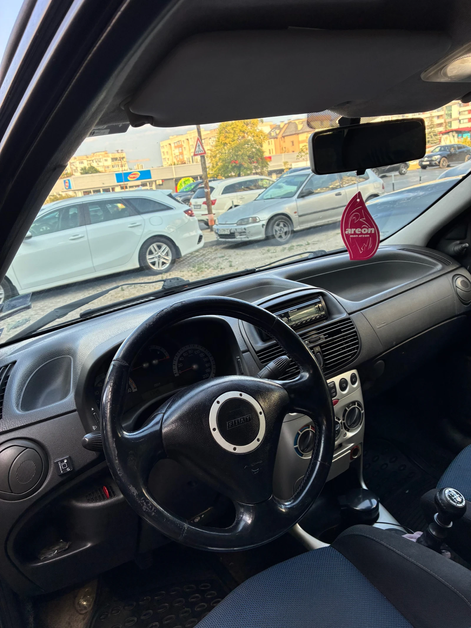 Fiat Punto, снимка 5 - Автомобили и джипове - 55752945