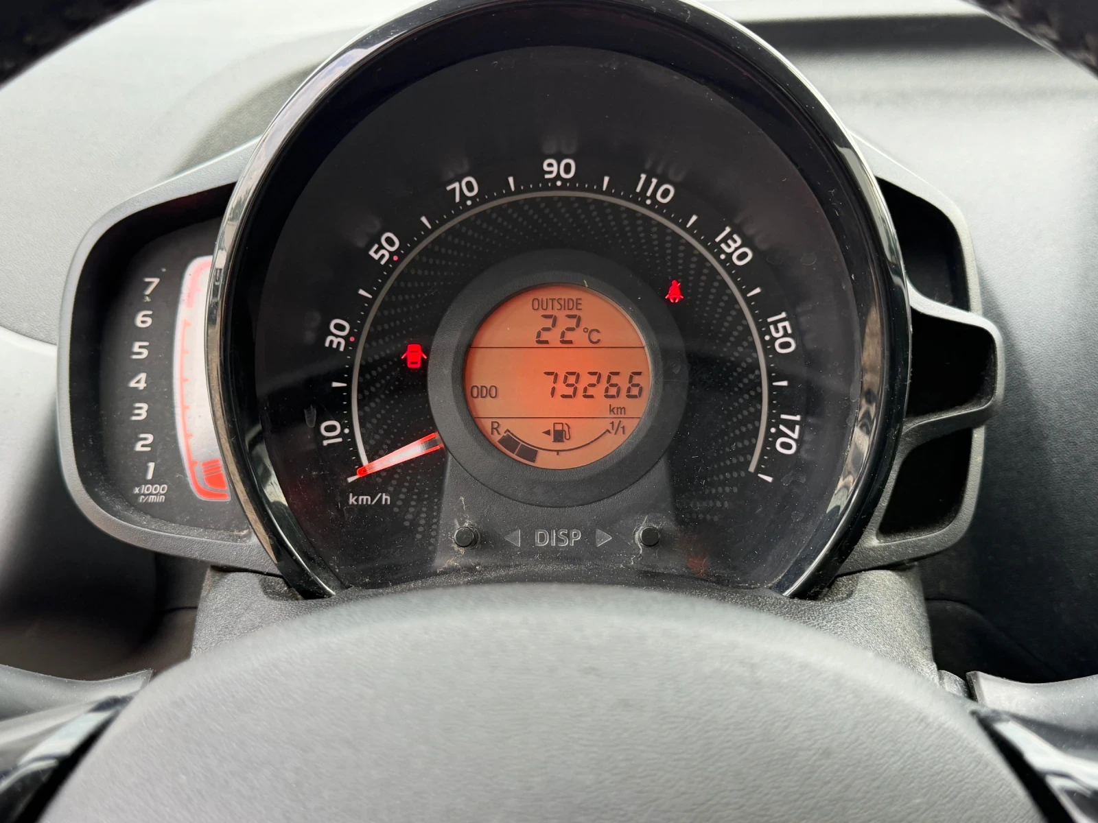 Toyota Aygo, снимка 7 - Автомобили и джипове - 56045785