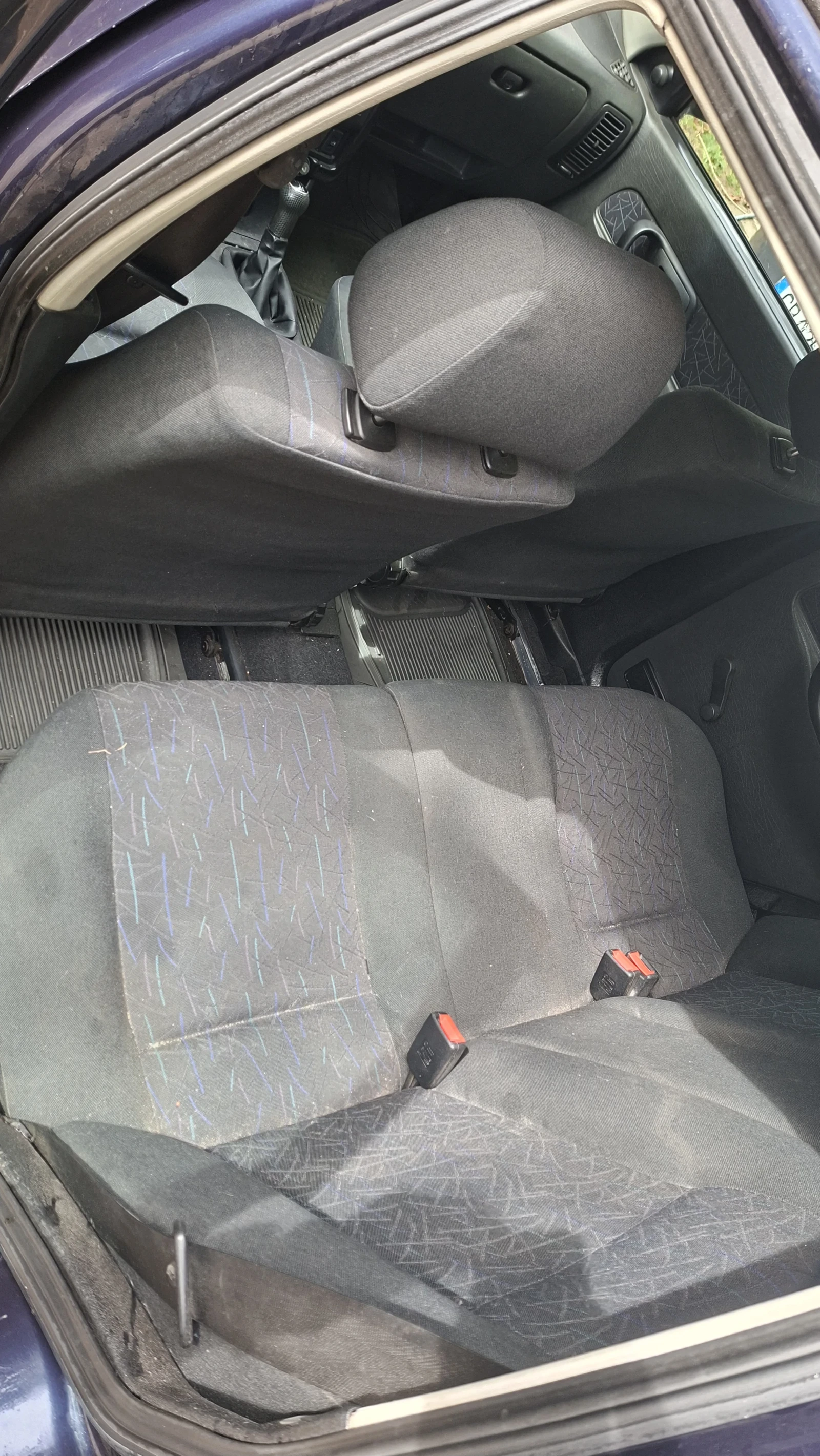 VW Polo 1.4 Комби, снимка 7 - Автомобили и джипове - 56083793