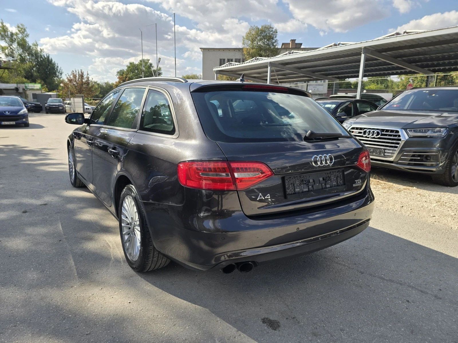 Audi A4 2.0TDI 177к.с Quattro Топ състояние , снимка 3 - Автомобили и джипове - 56258379