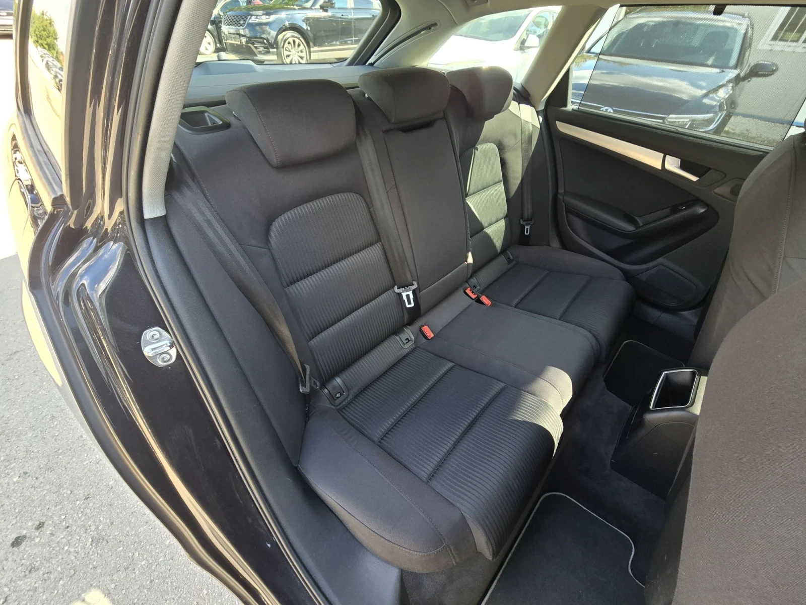 Audi A4 2.0TDI 177к.с Quattro Топ състояние , снимка 14 - Автомобили и джипове - 56258379