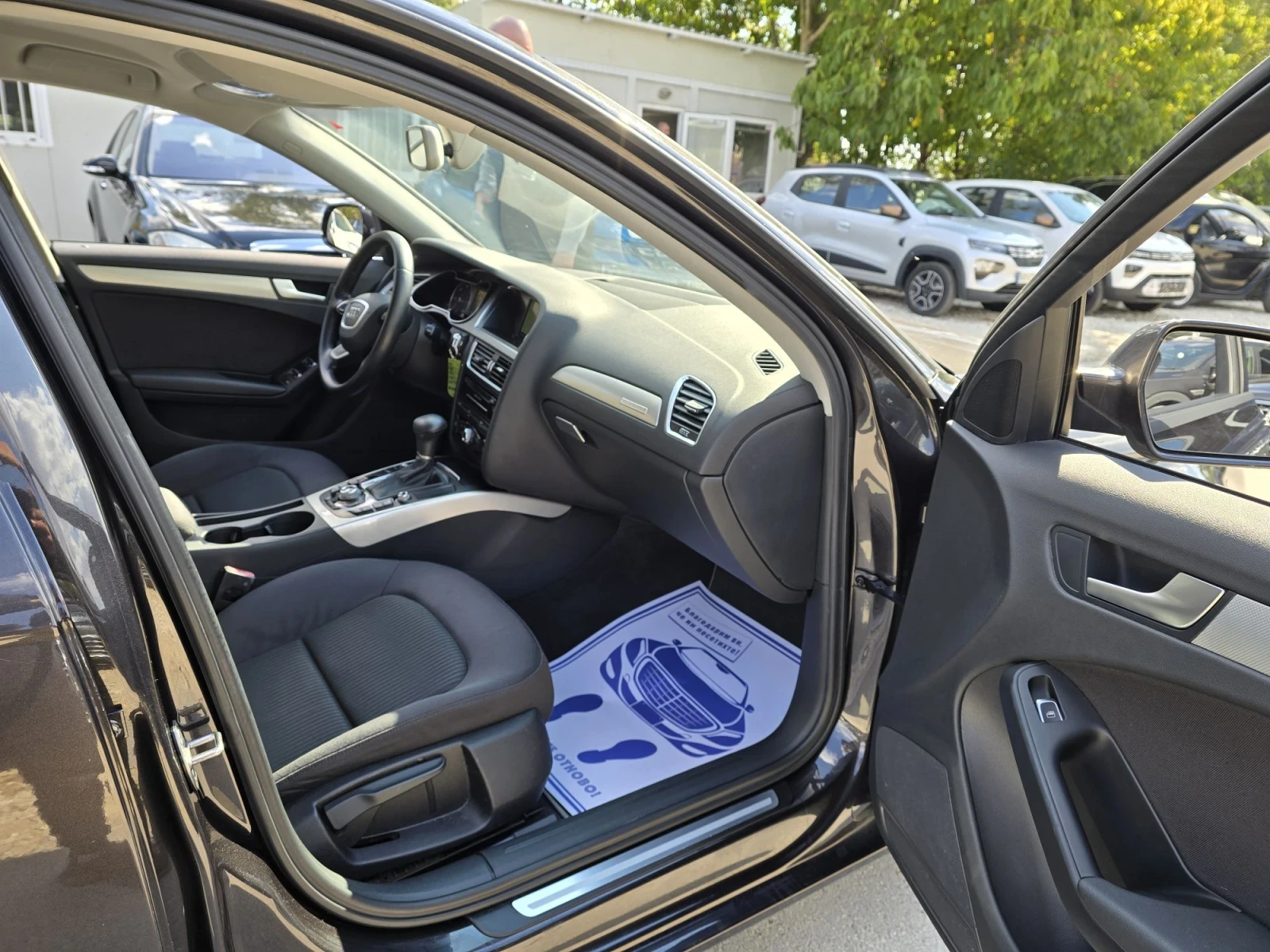 Audi A4 2.0TDI 177к.с Quattro Топ състояние , снимка 13 - Автомобили и джипове - 56258379