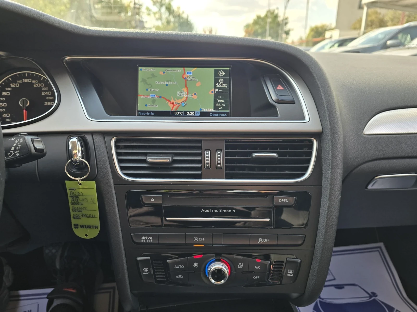 Audi A4 2.0TDI 177к.с Quattro Топ състояние , снимка 16 - Автомобили и джипове - 56258379