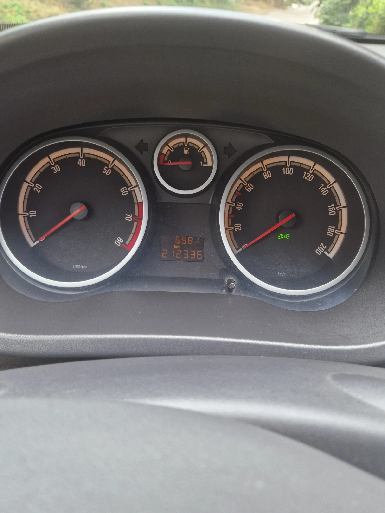 Opel Corsa, снимка 5 - Автомобили и джипове - 56274919