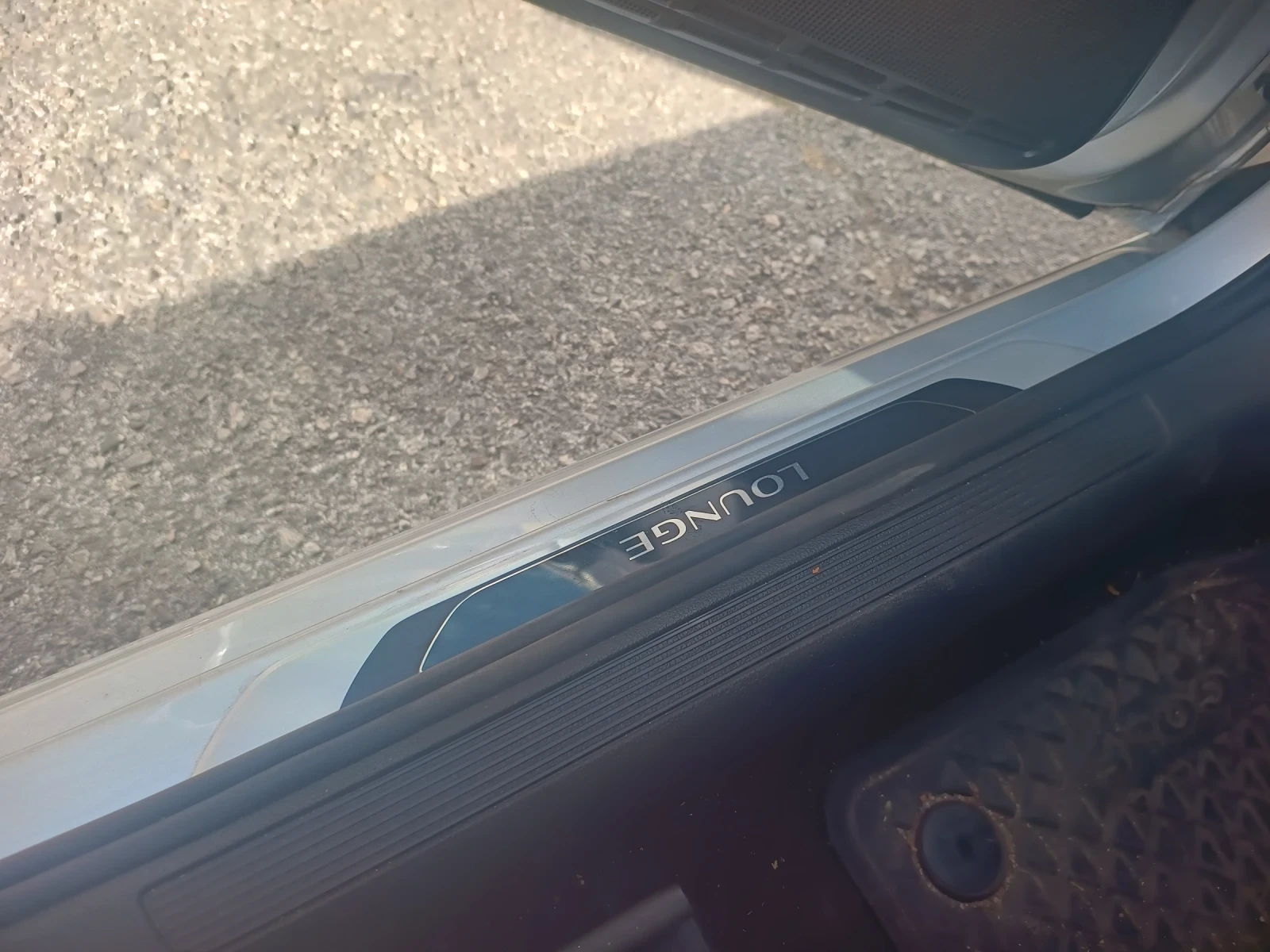 VW Golf LOUNGE, снимка 6 - Автомобили и джипове - 56429641