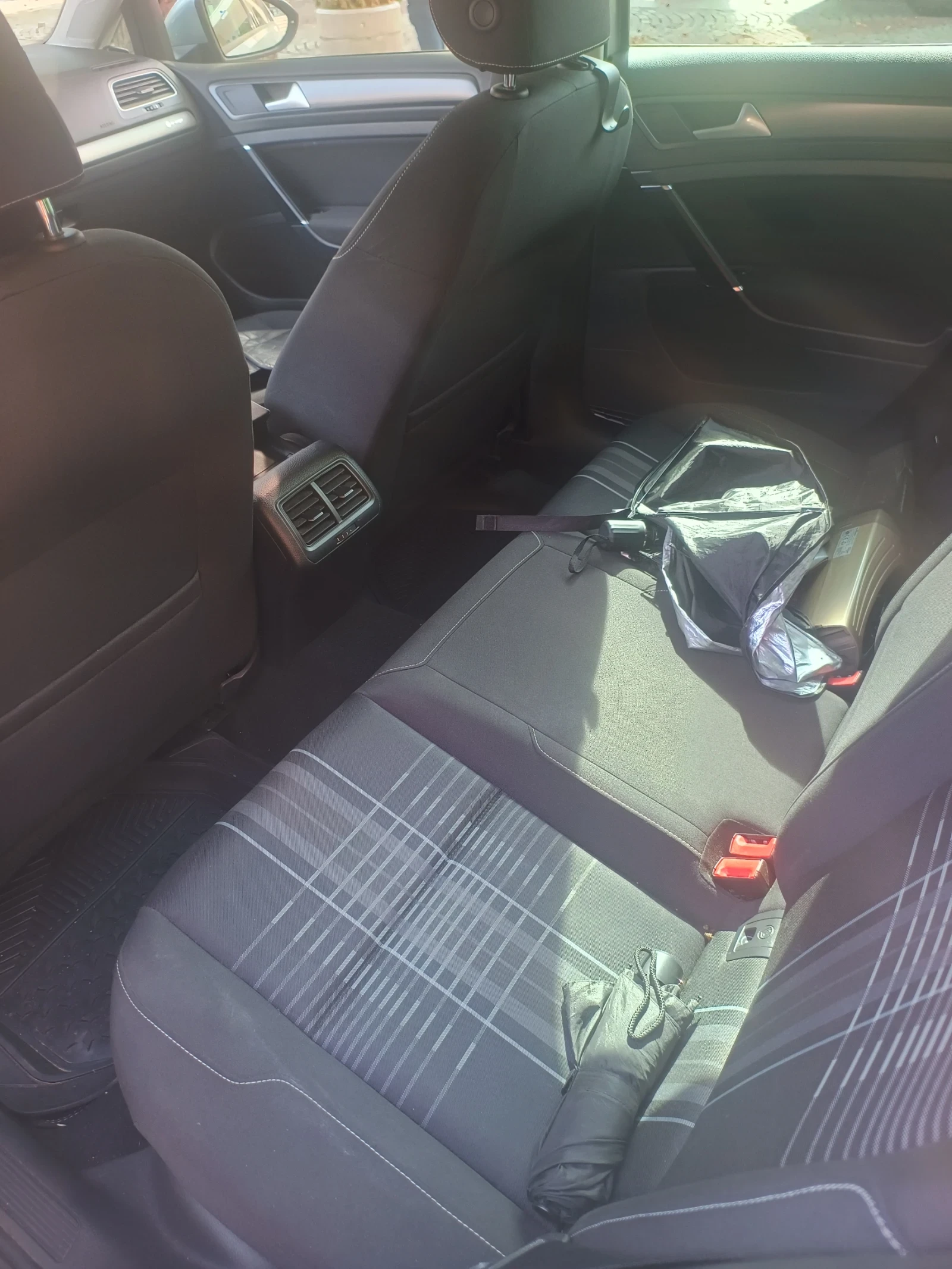 VW Golf LOUNGE, снимка 12 - Автомобили и джипове - 56429641
