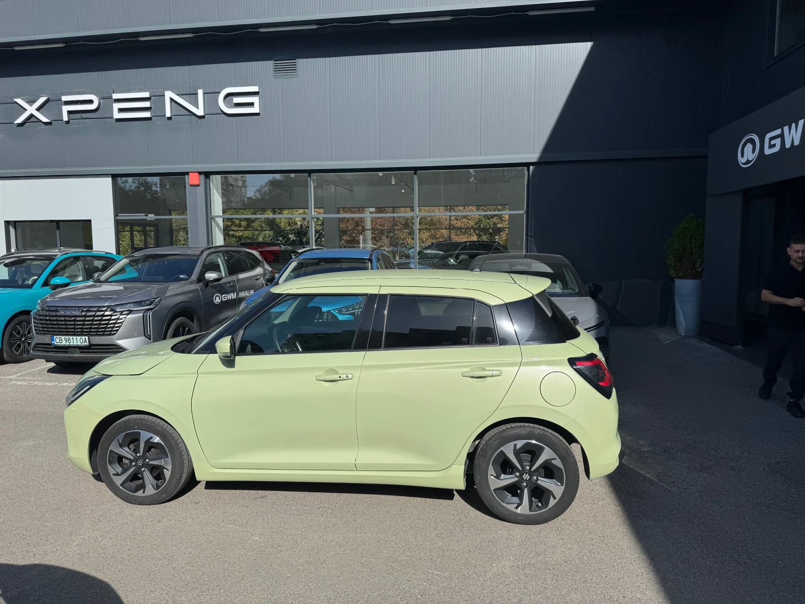 Suzuki Swift GLX Hybrid. ����������� | Mobile.bg � ����������� 4