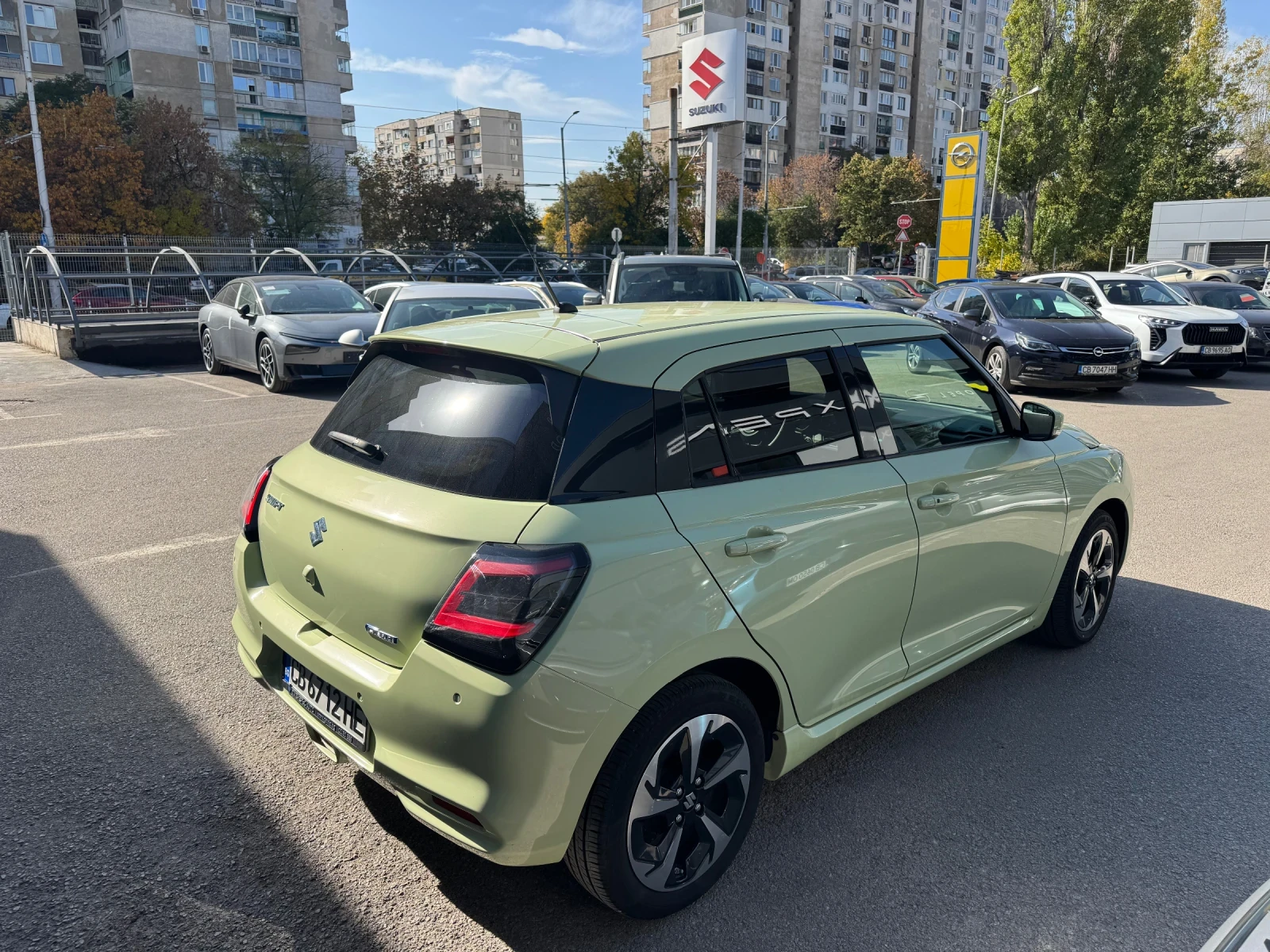 Suzuki Swift GLX Hybrid. ����������� | Mobile.bg � ����������� 7