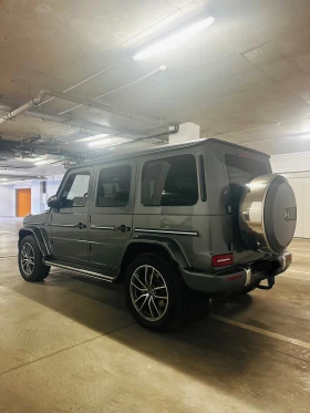     Mercedes-Benz G 400