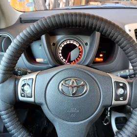 Toyota Urban Cruiser 4х4 AWD гаражна, снимка 9