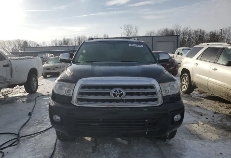 Toyota Sequoia, снимка 3 - Автомобили и джипове - 48683603