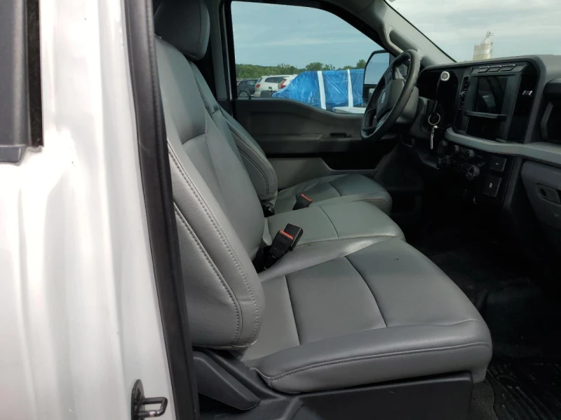 Ford F350 SUPER DUTY, снимка 9 - Автомобили и джипове - 52554243