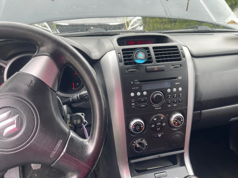 Suzuki Grand vitara 1.9d Италия, снимка 10 - Автомобили и джипове - 52896038