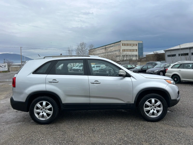 Kia Sorento 2.2CRDI 4x4/ 197ps 4WD ГЕРМАНИЯ, снимка 3 - Автомобили и джипове - 53056127