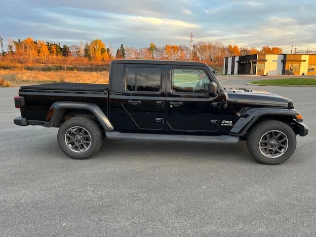 Jeep Gladiator 3.6L 6cyl 4WD - изображение 3