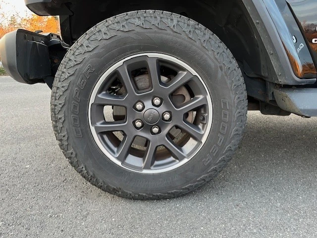 Jeep Gladiator 3.6L 6cyl 4WD - изображение 7