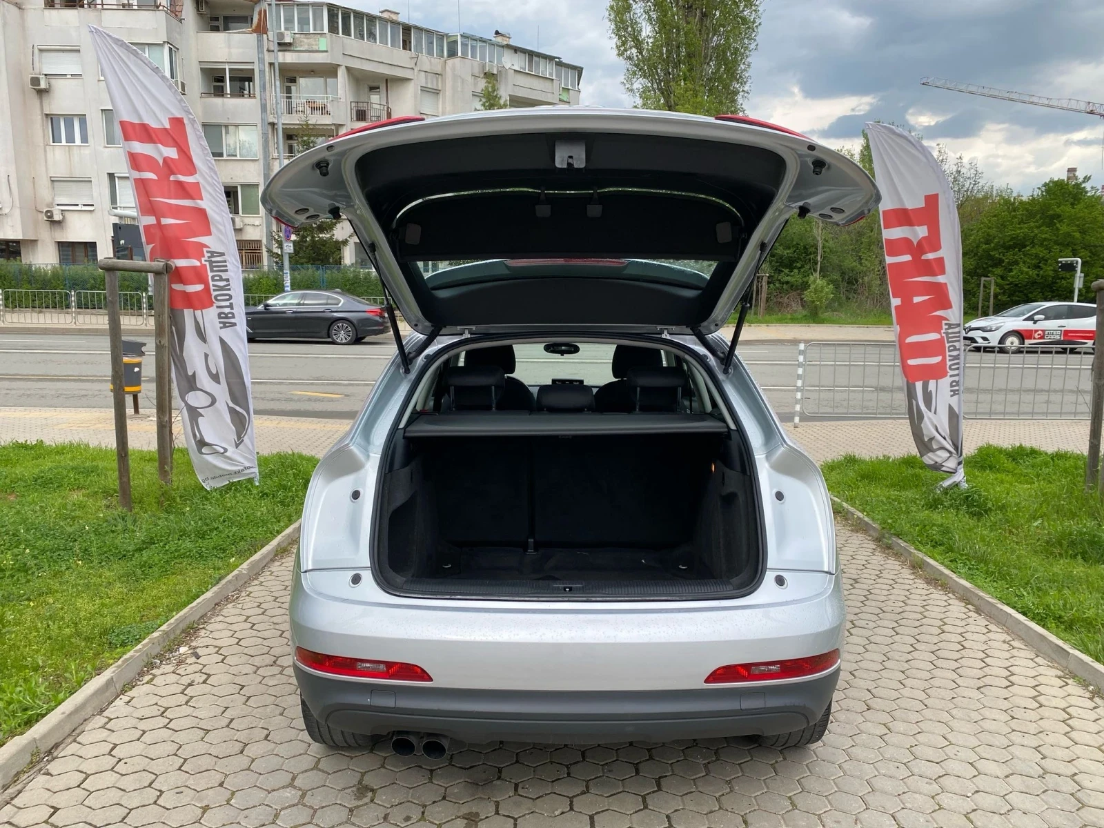 Audi Q3 2.0TDi/NAVI - изображение 9