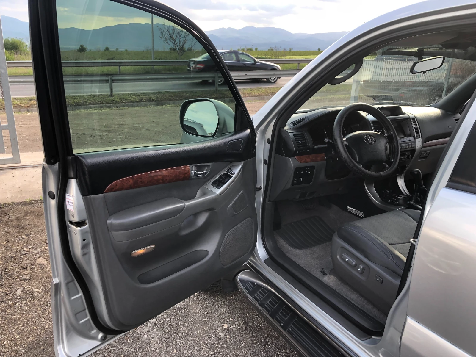 Toyota Land cruiser 4.0 LIMITED ГЪРЦИЯ - изображение 9