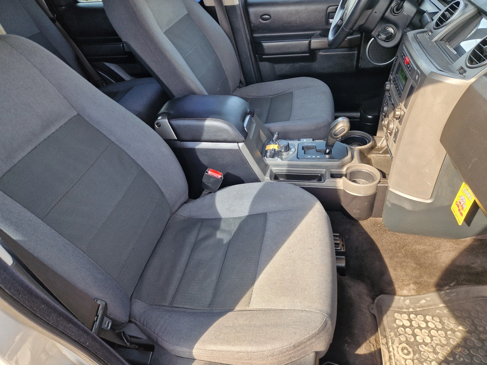 Land Rover Discovery 2.7TDI/ПЕРФЕКТЕН, снимка 12 - Автомобили и джипове - 53741873