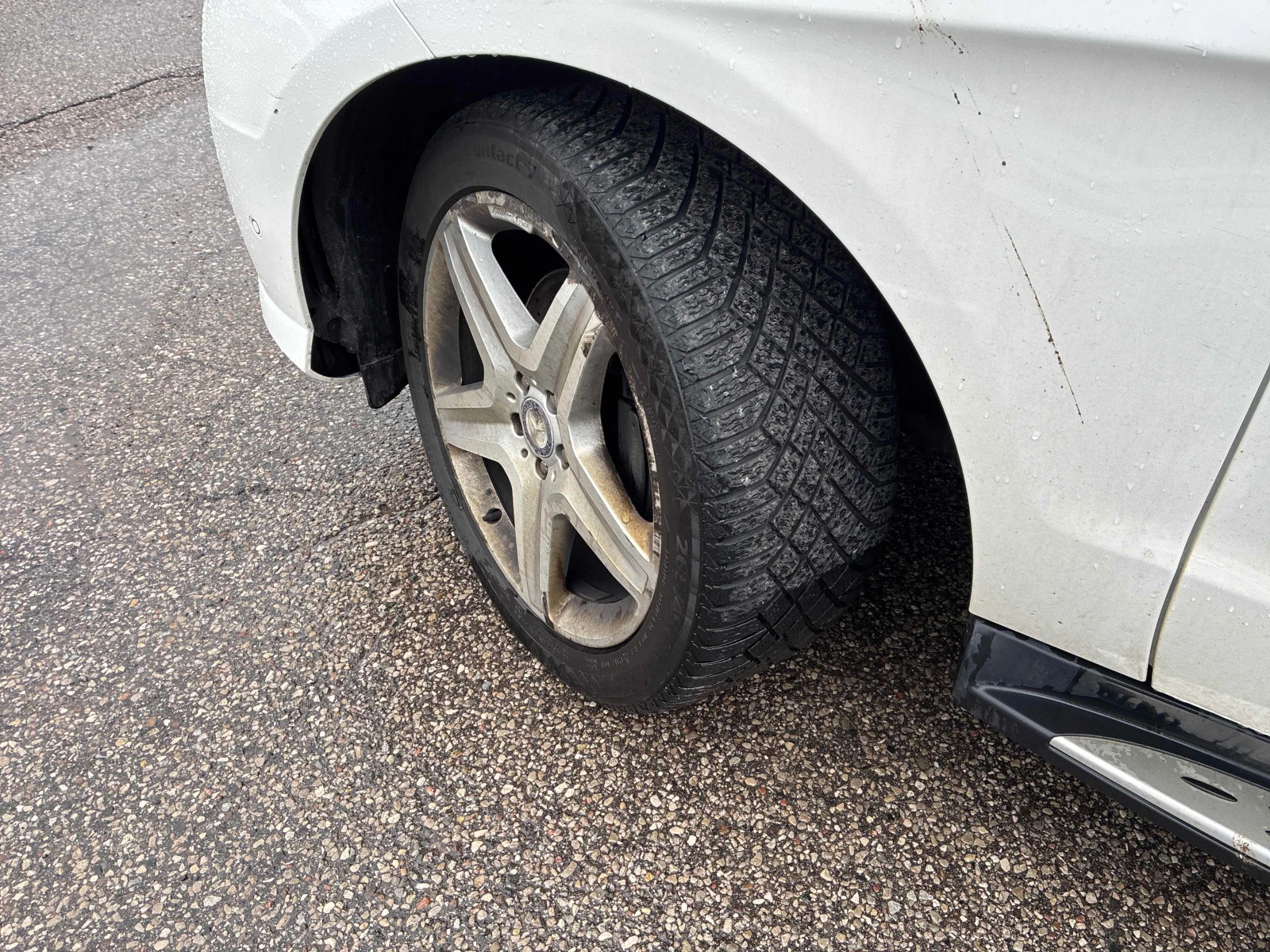 Mercedes-Benz ML 350 Diesel* ПОДГРЕВ* HARMAN* 360* PANO* KEYLESS, снимка 6 - Автомобили и джипове - 54231081