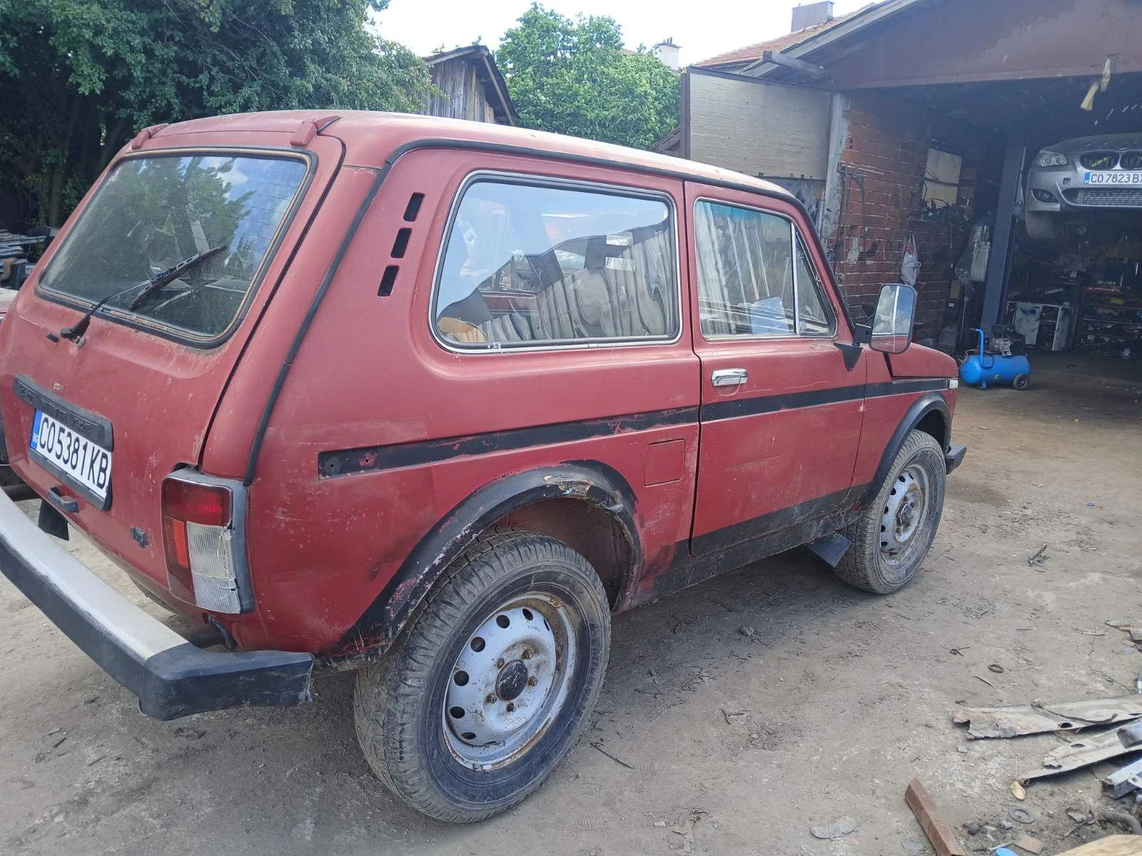 Lada Niva 1.7, снимка 3 - Автомобили и джипове - 54709754