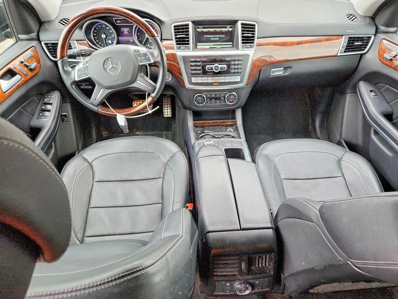 Mercedes-Benz GL 550 4MATIC| HARMAN| KEYLESS| NAVI| 7 МЕСТНА, снимка 8 - Автомобили и джипове - 55041249