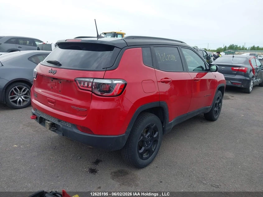 Jeep Compass 2.0l Trailhawk, снимка 4 - Автомобили и джипове - 55041274