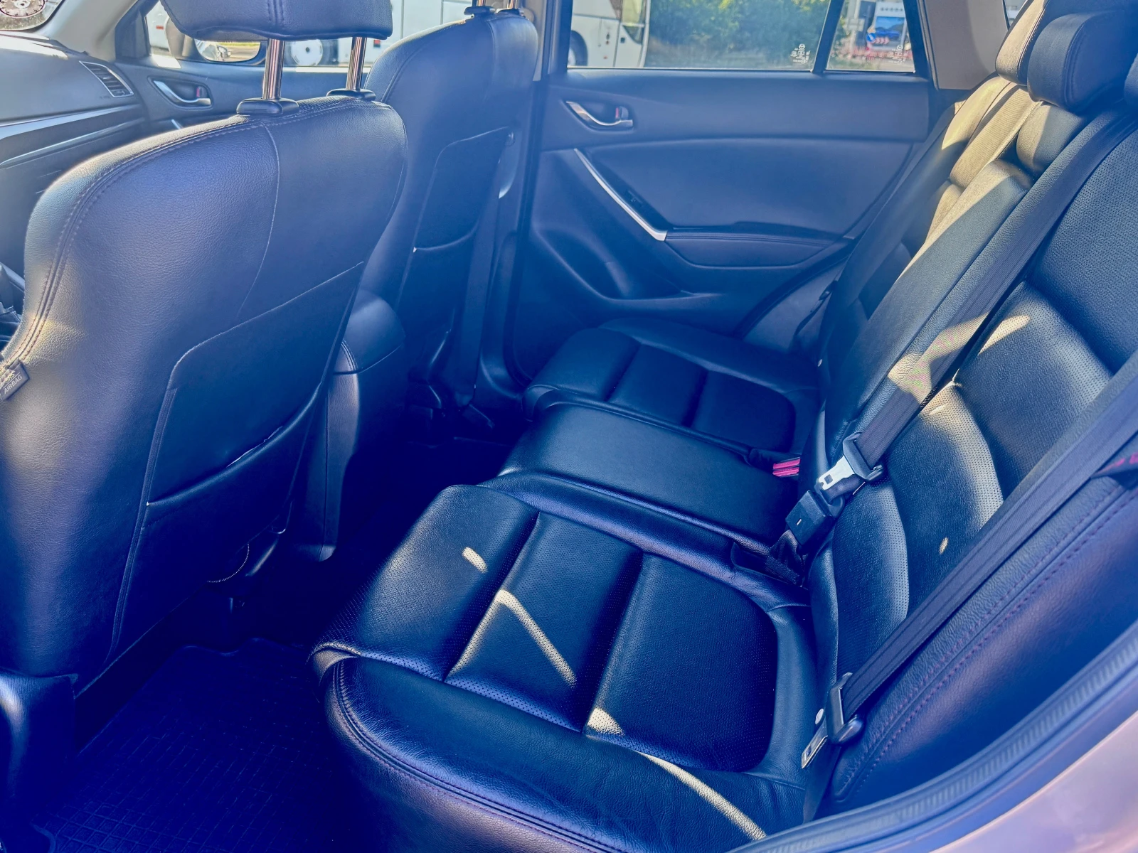 Mazda CX-5 2.2 Skyactiv-D AWD | BOSE | NAVI, снимка 13 - Автомобили и джипове - 55104914