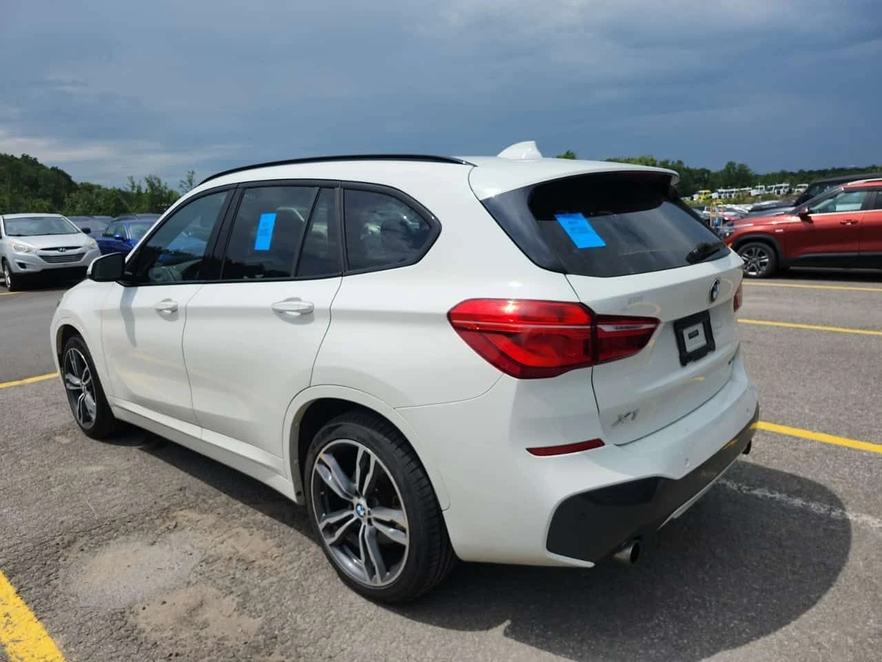BMW X1 XDRIVE28I | CARFAX | АВТОКРЕДИТ БЕЗ ПЪРВОНАЧАЛНА , снимка 4 - Автомобили и джипове - 55303940