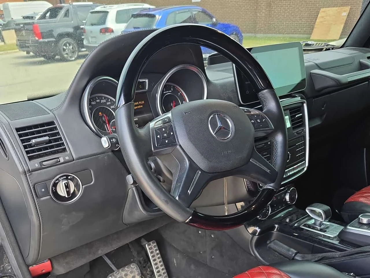 Mercedes-Benz G * AMG 63 * CARFAX * ОПЦИЯ ЗА ФИНАНСИРАНЕ , снимка 5 - Автомобили и джипове - 55335183