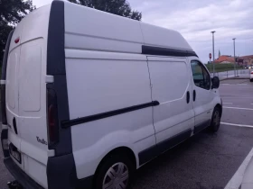 Renault Trafic 2.5 136к 6 ск климатик италия, снимка 3