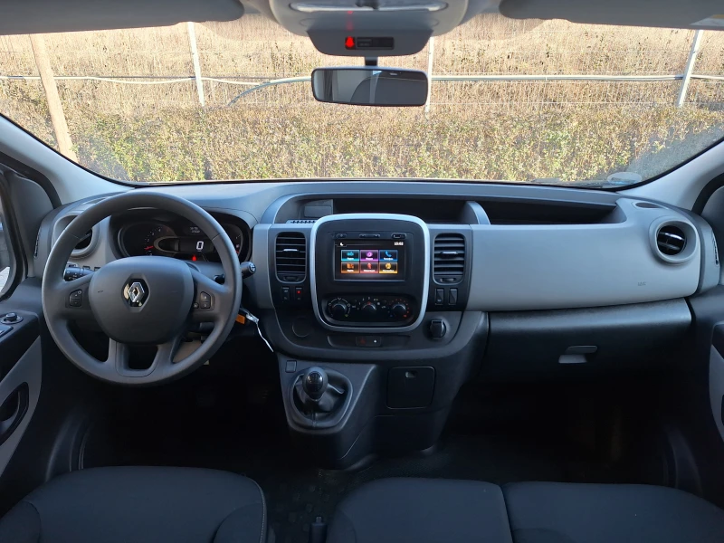 Renault Trafic 1.6dCi 120к.с. 8+ 1м., снимка 8 - Бусове и автобуси - 49164202