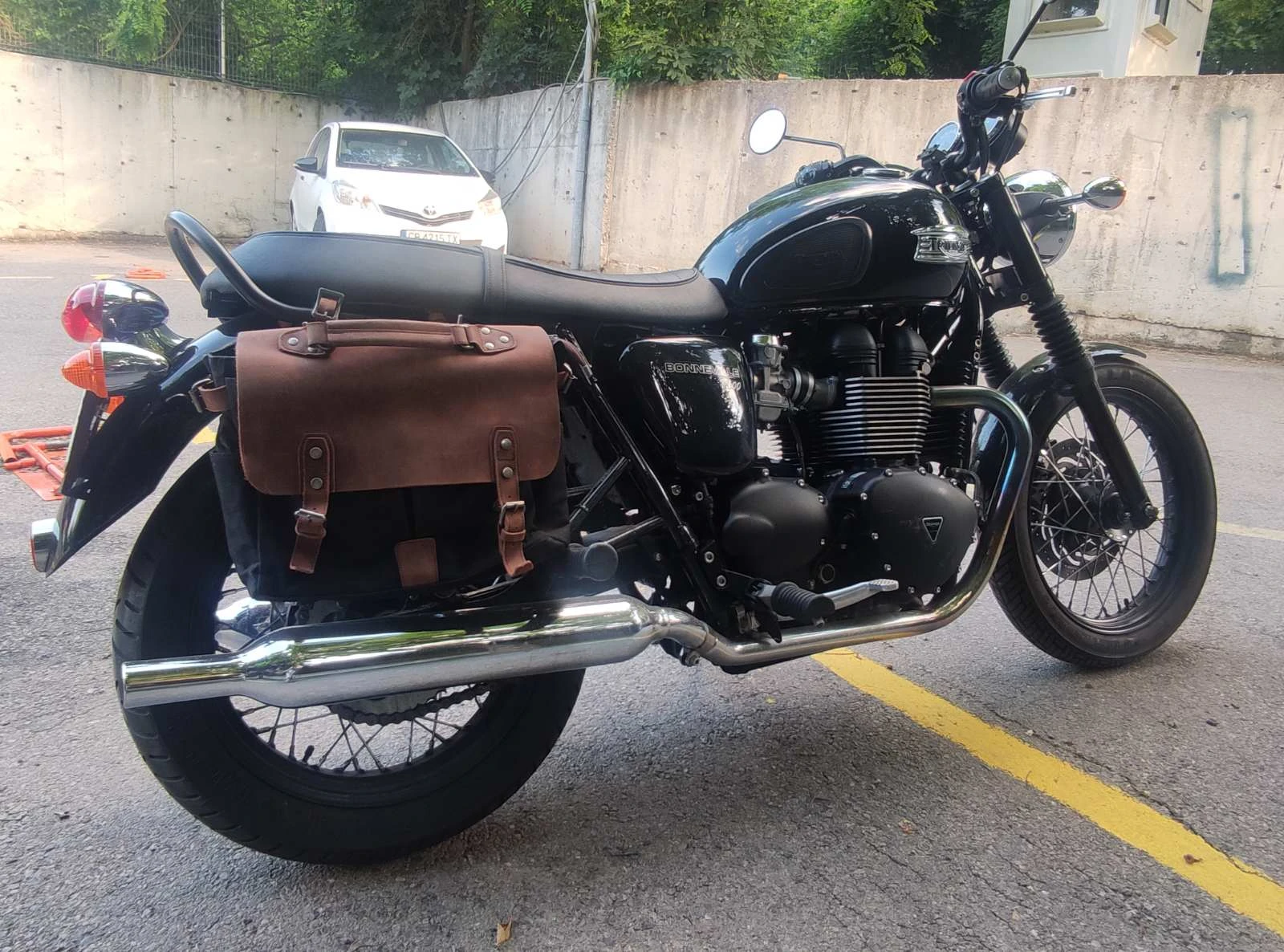 Triumph Bonneville T100 Black, снимка 7 - Мотоциклети и мототехника - 55335451