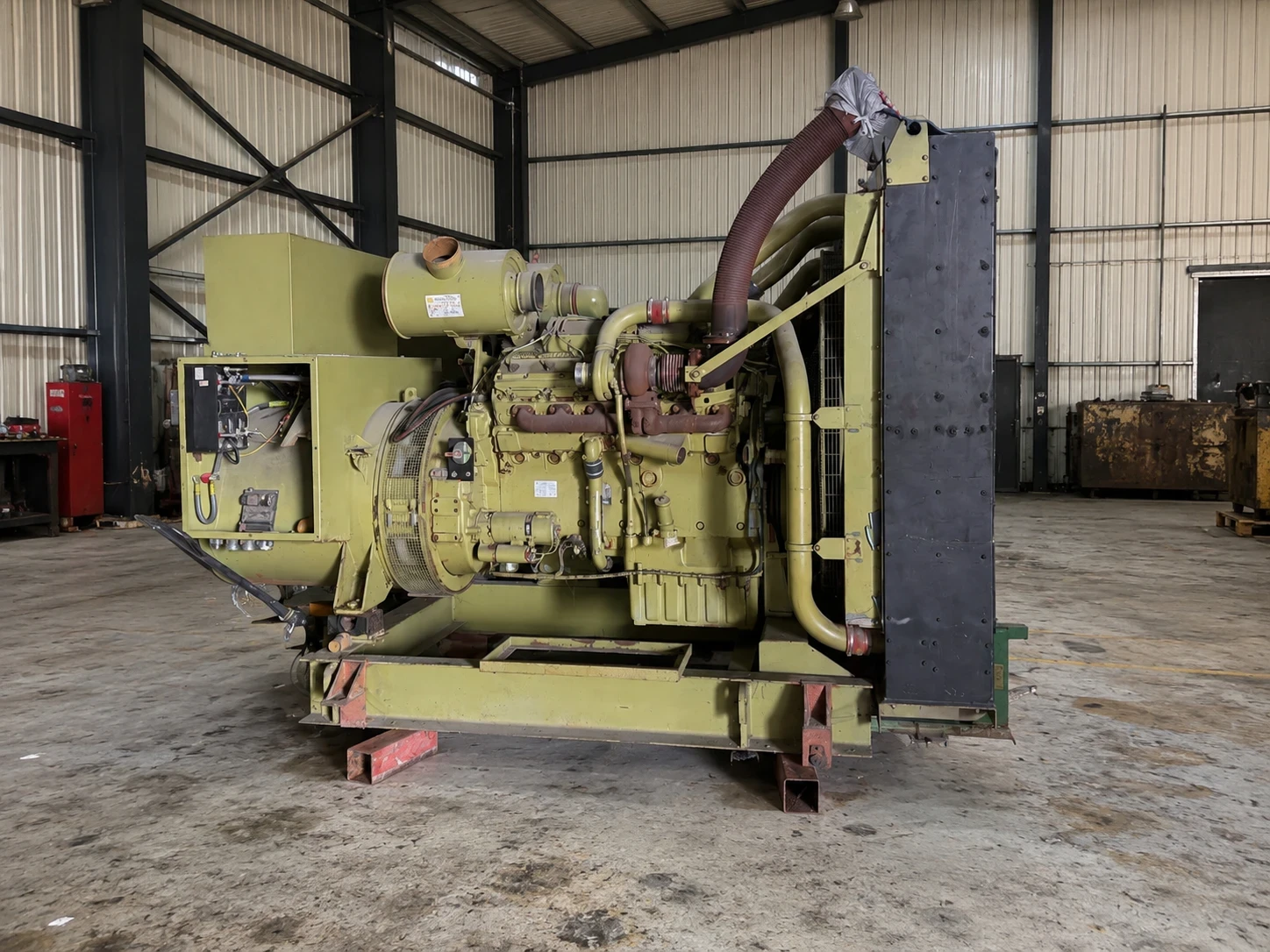 Допълнително оборудване Електроагрегат 670 KVA Rolls Royce Petbow Обслужен