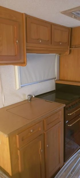 Каравана Fleetwood 450, снимка 12