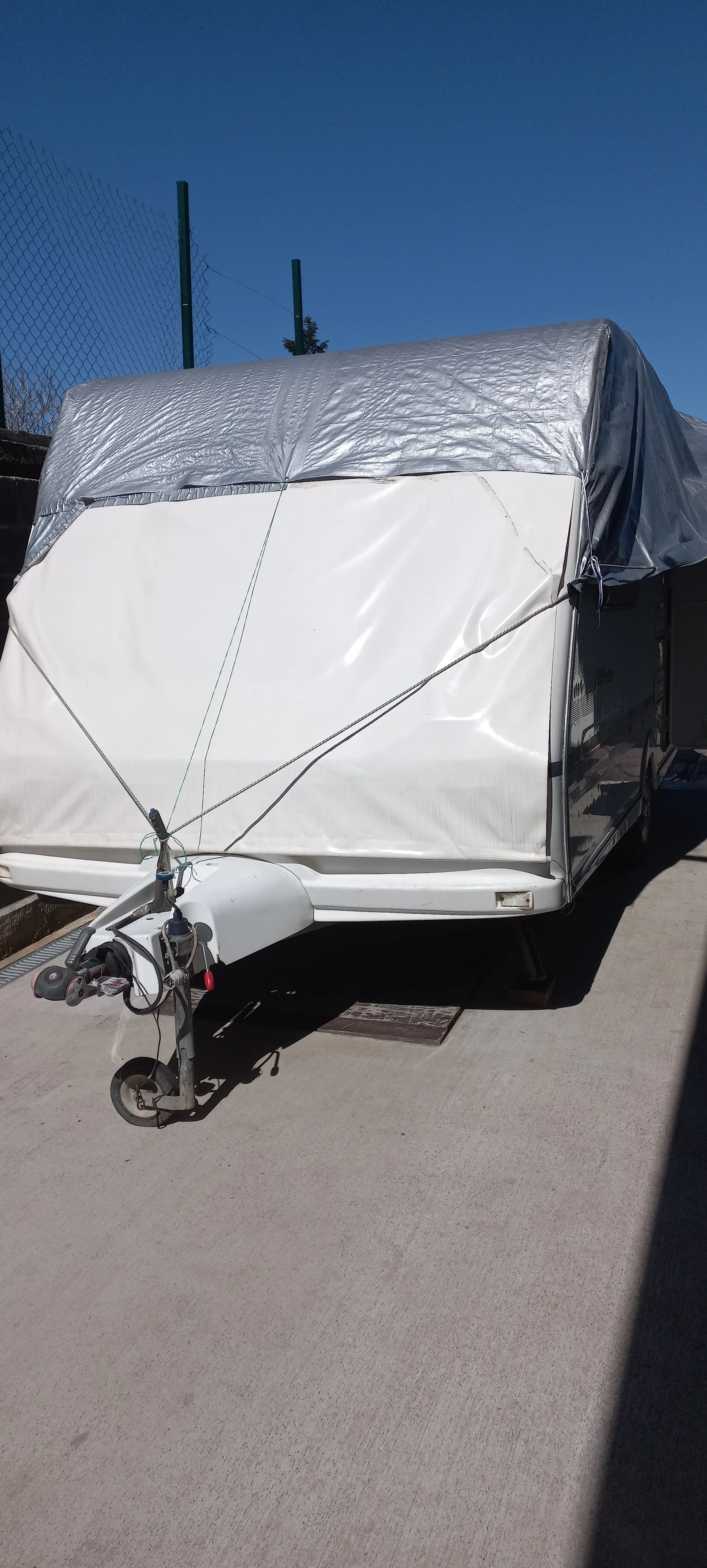 Каравана Fleetwood 450