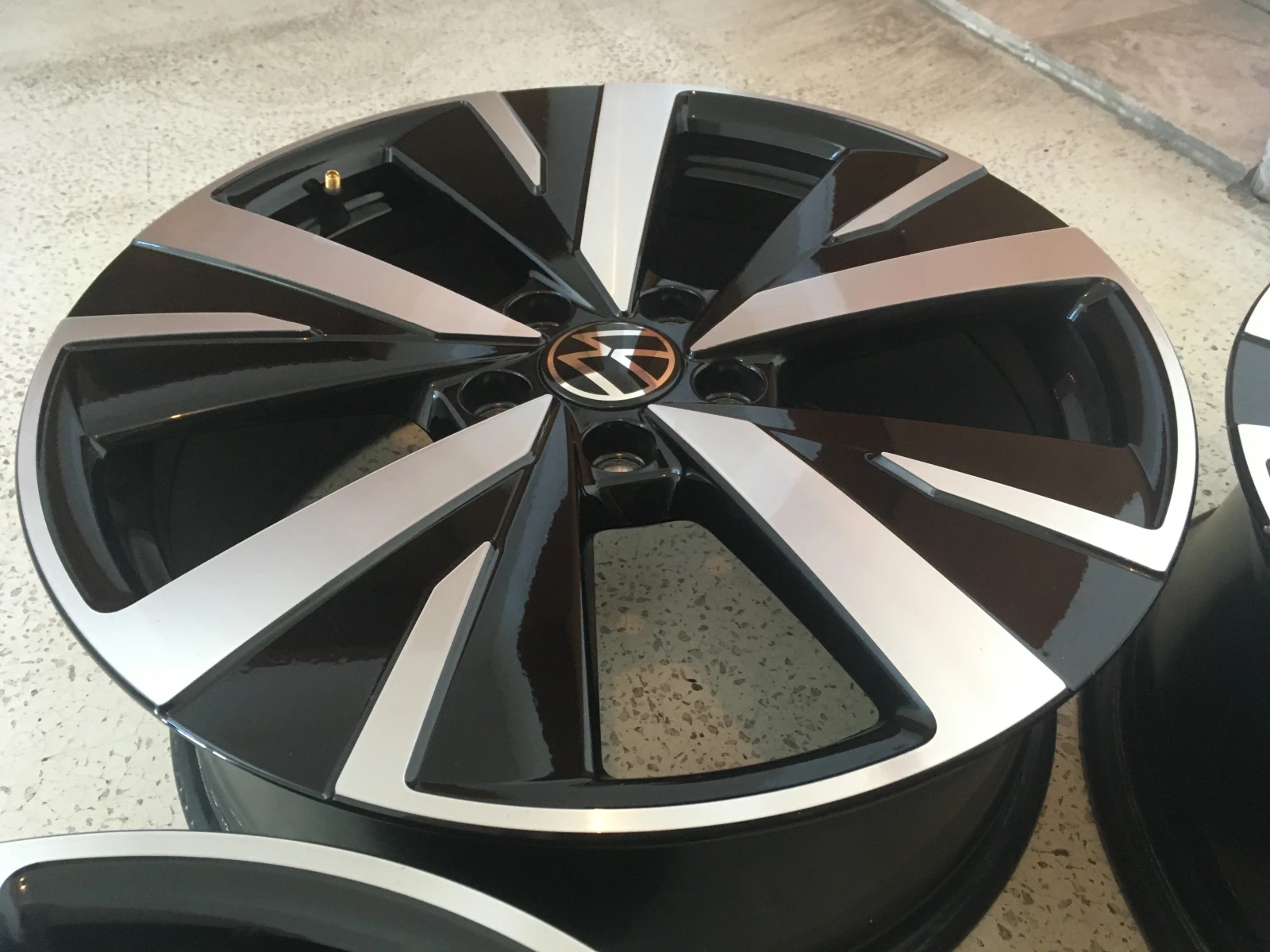 Джанти за VW Golf, снимка 2 - Гуми и джанти - 53849930