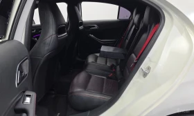 Mercedes-Benz A45 AMG * 4MATIC* КОЖА* ПОДГРЕВ* ШИБИДАХ* NAVI* КАМЕРА* , снимка 11