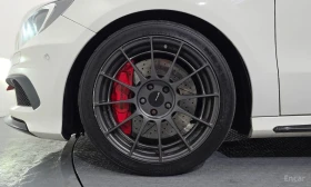Mercedes-Benz A45 AMG * 4MATIC* КОЖА* ПОДГРЕВ* ШИБИДАХ* NAVI* КАМЕРА* , снимка 5